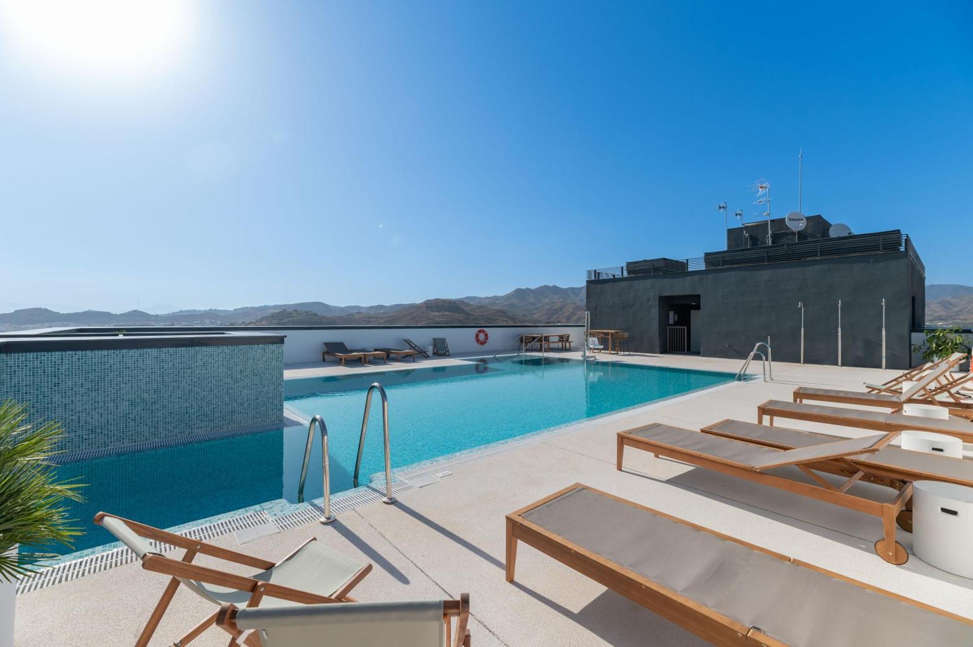 Xpce Urban 3 Malaga Skyline - Parking Free Apartman Kültér fotó